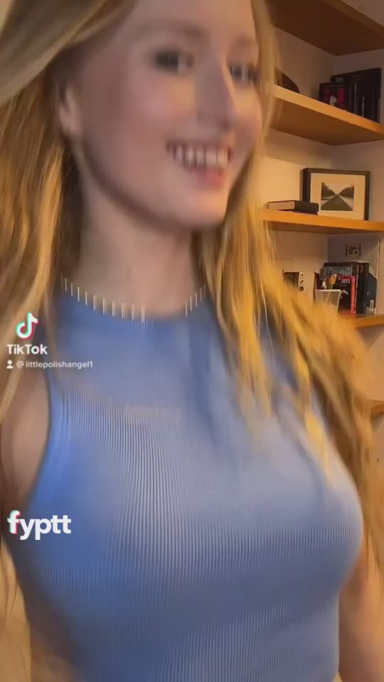 Bad Girl With Big TikTok Ass Will Be Punished For Lying On The Couch